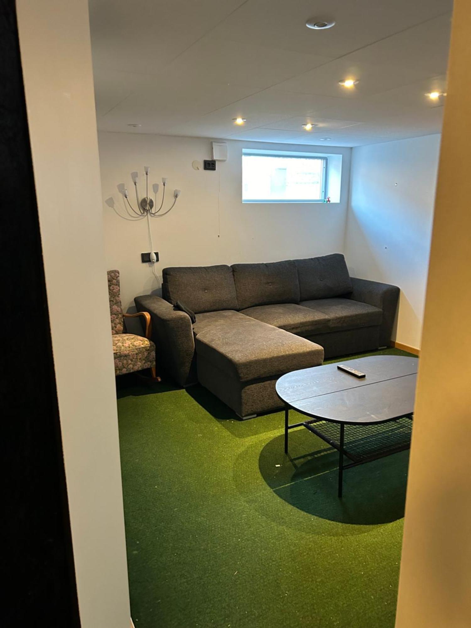 Appartement Kaellarlaegenhet Floragatan à Halmstad Extérieur photo