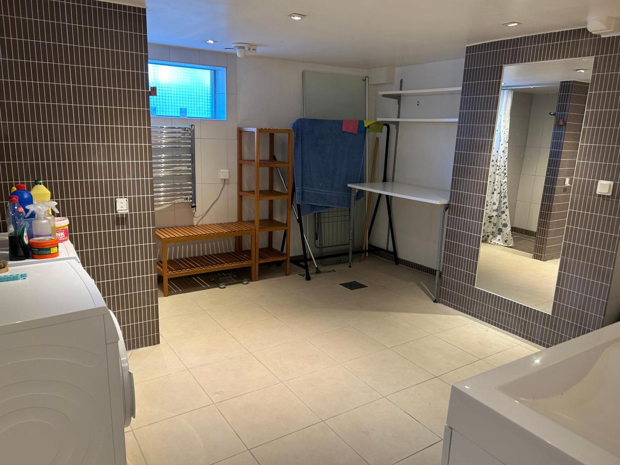 Appartement Kaellarlaegenhet Floragatan à Halmstad Extérieur photo